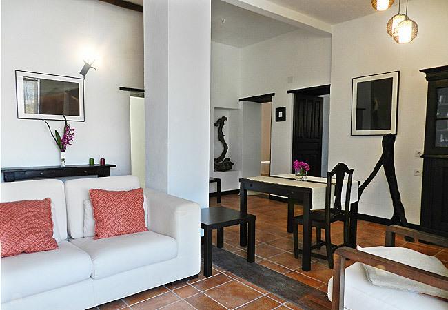 Casa Emerenciana Femes Exterior photo